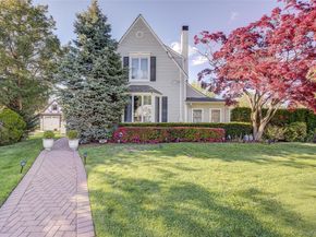 63 Buckingham Place, Lynbrook NY 11563