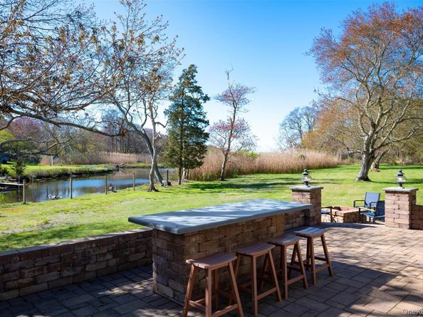 111 S Country Road, Remsenburg NY 11960