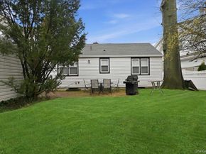 163 Elm Street, Roslyn Heights NY 11577