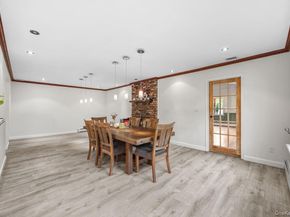 3 Fams Court, Jericho NY 11753