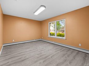 3 Fams Court, Jericho NY 11753