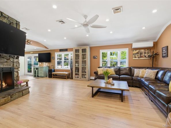 197 Stony Hollow Road, Greenlawn NY 11740