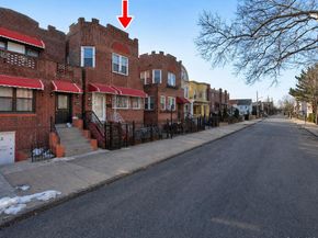 818 E 227th Street, Bronx NY 10466