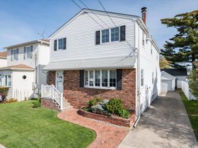 89 Bellevue Avenue, Oceanside NY 11572