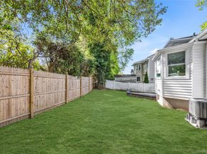 9 Tulip Lane, Port Washington NY 11050