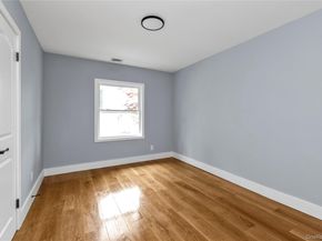 9 Tulip Lane, Port Washington NY 11050