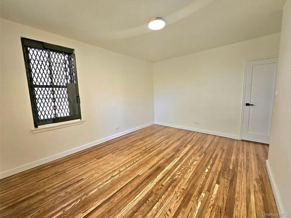 112-24 Northern Boulevard 3E, Corona NY 11368