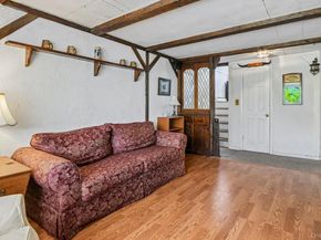 6 Lordly Court, Kings Park NY 11754