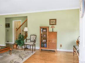 17 Myrtle Lane, East Patchogue NY 11772