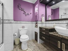 33 Long Bow Lane, Commack NY 11725