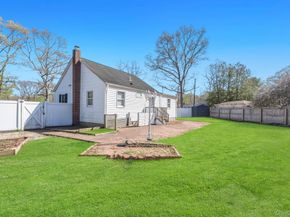 52 Washington Avenue, Mastic NY 11950