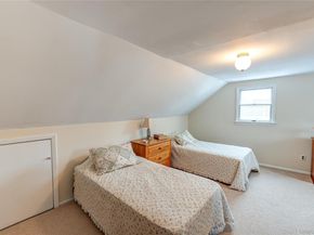 33 Maple Avenue, Kings Park NY 11754