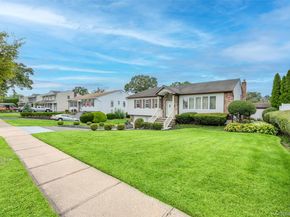 3 Louis Place, Nesconset NY 11767