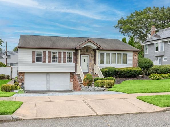 3 Louis Place, Nesconset NY 11767