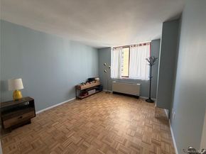 4-74 48th Avenue 17F, Long Island City NY 11109