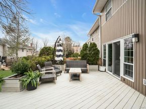 54 Estate Court 54, Woodbury NY 11797