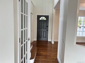 24 North Drive, Centerport NY 11721