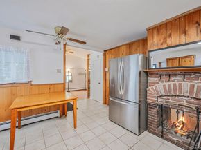 22 Mercury Lane, Levittown NY 11756