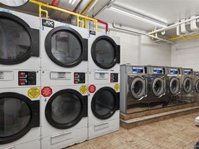 90-50 Union Turnpike 15H, Glendale NY 11385