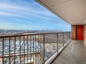 90-50 Union Turnpike 15H, Glendale NY 11385