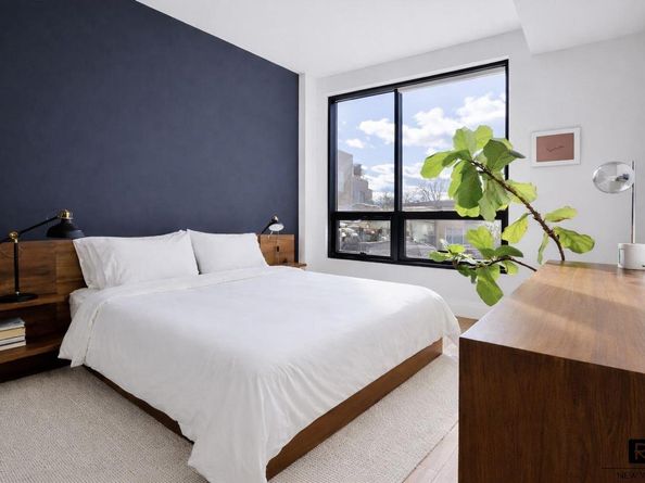 850 Metropolitan Avenue 2B, Brooklyn NY 11211