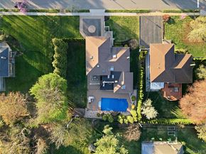 49 Canterbury Road, Woodbury NY 11797