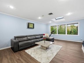 49 Canterbury Road, Woodbury NY 11797