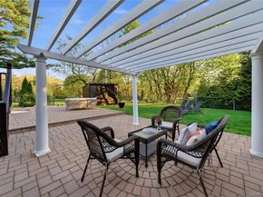 49 Canterbury Road, Woodbury NY 11797