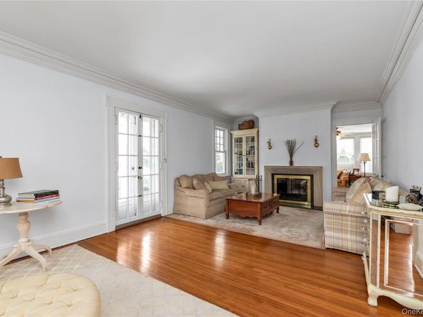 168 Brixton Road, Garden City NY 11530