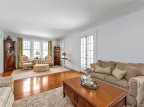 168 Brixton Road, Garden City NY 11530