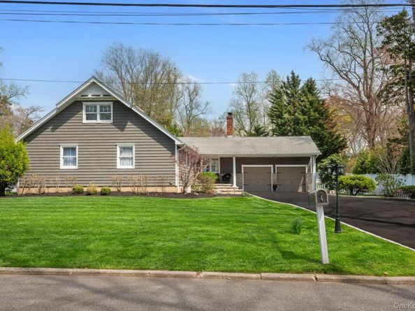 4 Abbington Place, Northport NY 11768