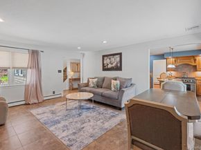 4 Abbington Place, Northport NY 11768