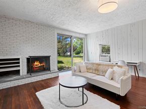 55 West End Avenue, East Quogue NY 11942