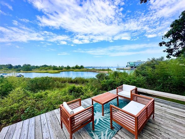 55 West End Avenue, East Quogue NY 11942