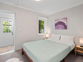 55 West End Avenue, East Quogue NY 11942