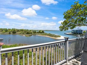 55 West End Avenue, East Quogue NY 11942