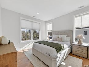 1842 Soundview Court, Yorktown Heights NY 10598