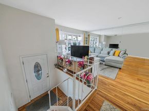 19 Amsterdam Avenue, West Babylon NY 11704