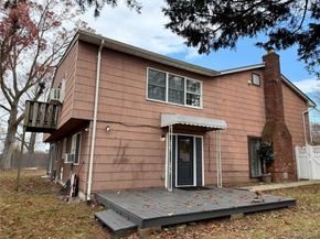 28 Urban Drive, Selden NY 11784