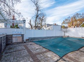 244-19 Grand Central Parkway, Douglaston NY 11362