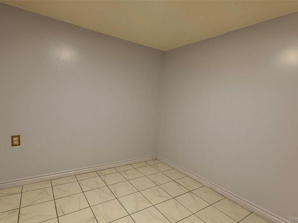 244-19 Grand Central Parkway, Douglaston NY 11362