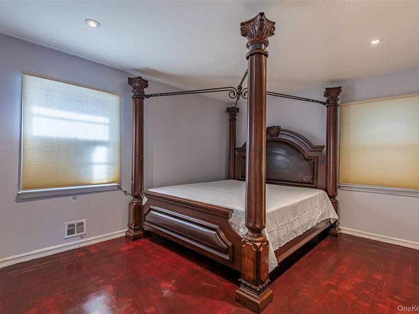 244-19 Grand Central Parkway, Douglaston NY 11362