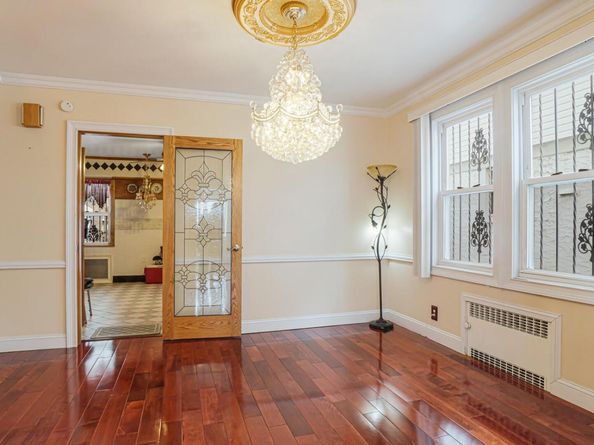 90-37 211 Street, Queens Village NY 11428