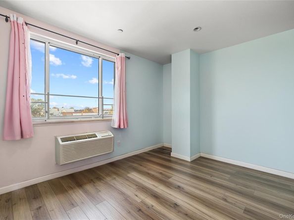 106-07 Northern Boulevard 5B, Corona NY 11368