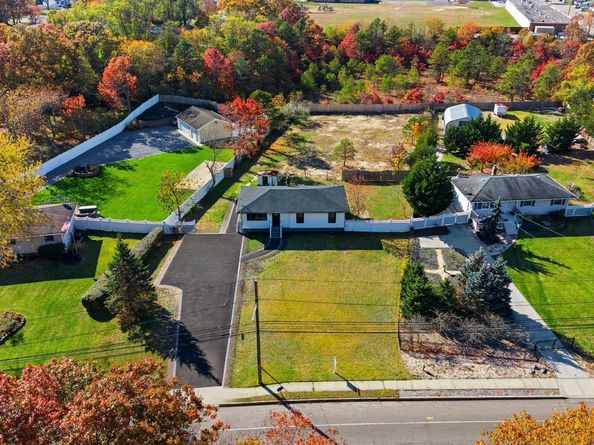 1068 Connetquot Avenue, Central Islip NY 11722