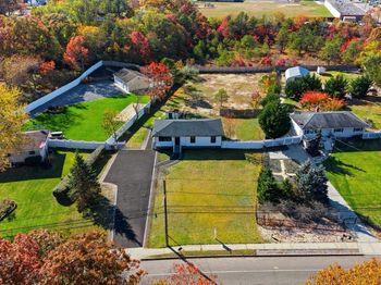 1068 Connetquot Avenue