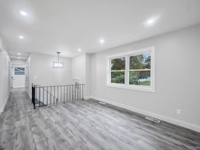 3004 New London Avenue, Medford NY 11763