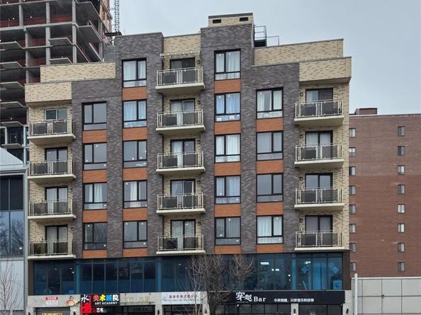 138-12 Northern Boulevard 5D, Flushing NY 11354