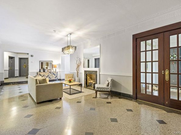 43 Calton Road 5C, New Rochelle NY 10804