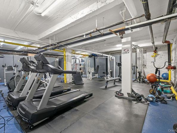 43 Calton Road 5C, New Rochelle NY 10804